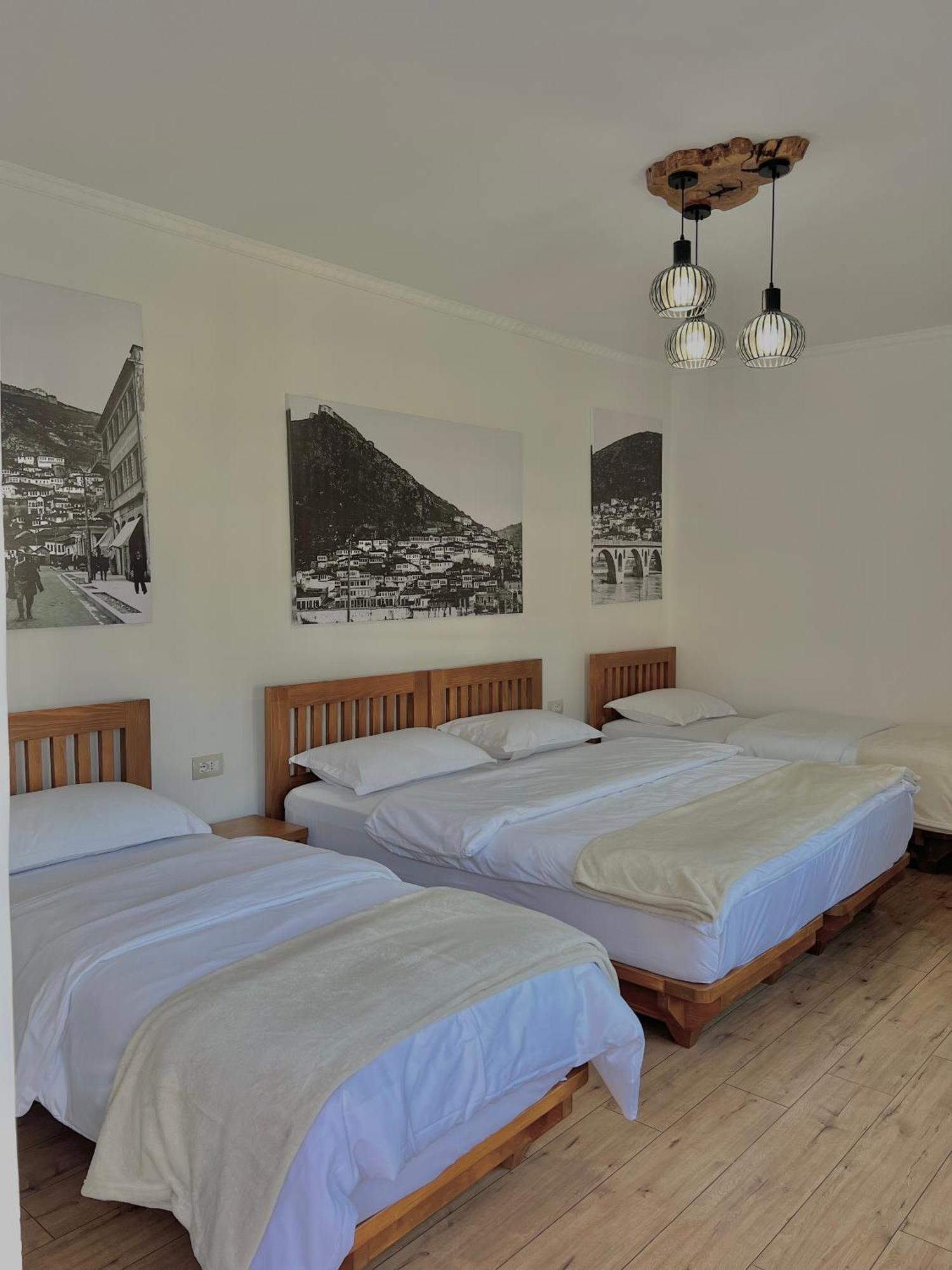 Cereni Guesthouse Berat Exteriér fotografie
